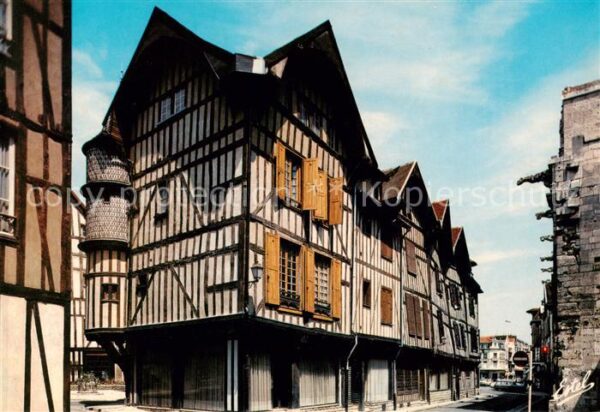 Troyes 10 Capitale de la Champagne Vieilles maiso