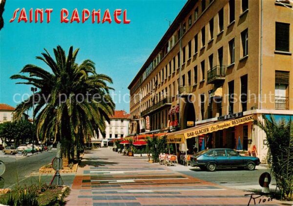 Saint-Raphael  83 Var La Nouvelle Promenade