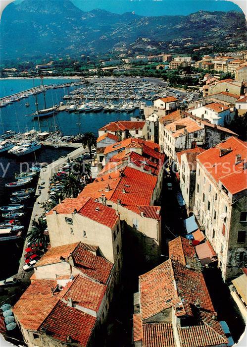 Calvi 2B Haute-Corse Les hautes maisons blanches a toits rou