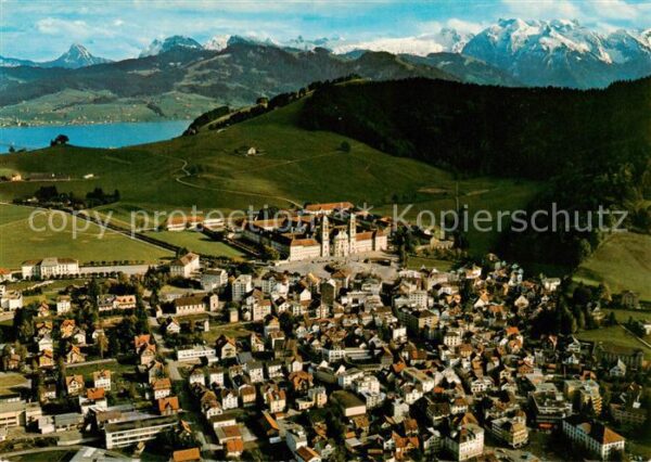 Einsiedeln  SZ Panorama mit Schwyzer- und Glarner Alpe
