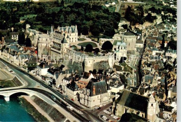Amboise 37 Chateau Hôtel de Ville Eglise Saint Flo