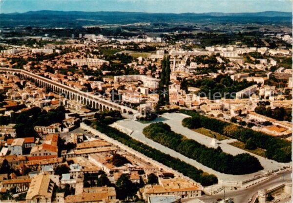Montpellier Herault Le Peyrou Chateau d eau et les Arceaux