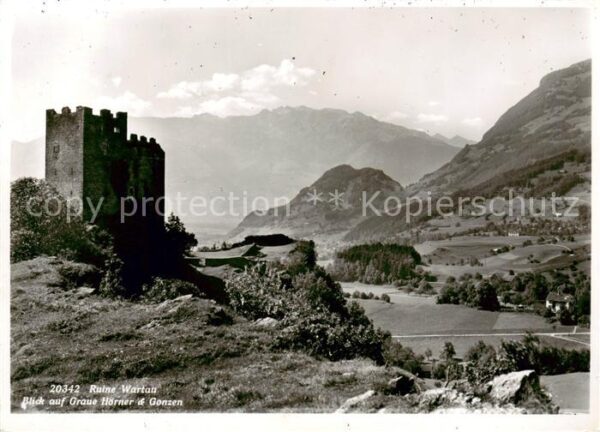 Wartau SG Ruine Wartau mit Graue Hörner und Gonze