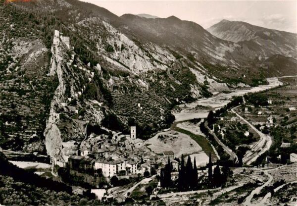 Entrevaux La Route des Grandes Alpes