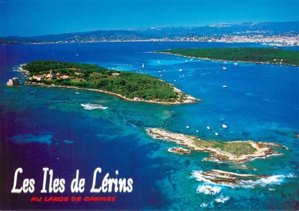Les Iles de Lerins 06 Alpes-Maritimes Au large de Cannes les iles Ste Marguer