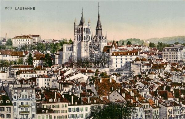 Lausanne VD Stadtansicht mit Kirche