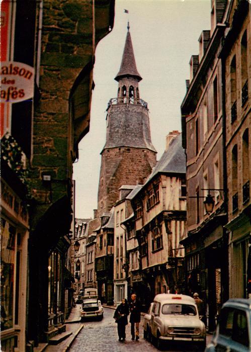 Dinan 22 Cotes-d Armor La tour de l’Horloge et les vieux quart