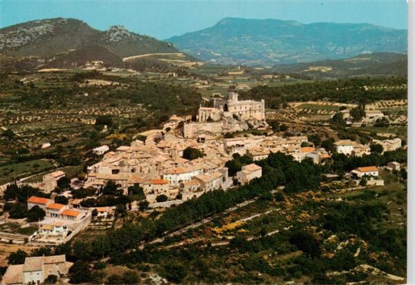 Le Barroux 84 Vaucluse Le Village et le Chateau Vue aerienne