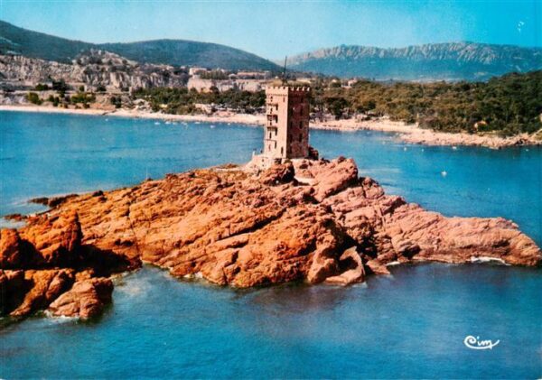 Le Dramont 83 Var Vue aerienne Ile d_Or