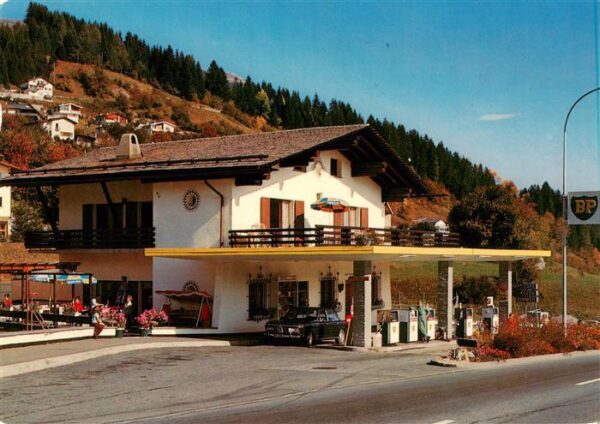 Flims GR Cafe und Garni Porta sut mit BP Tankste