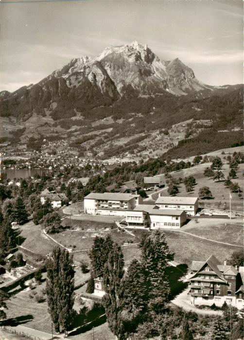Kastanienbaum LZ Kurheim St Chrischona mit Pilatus Flieg