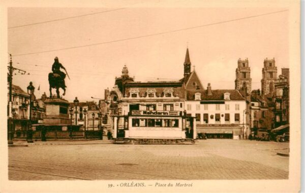Orleans 45 Loiret Place du Martroi