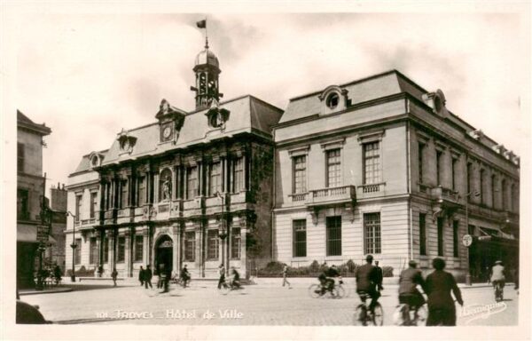 Troyes 10 Hotel de Ville