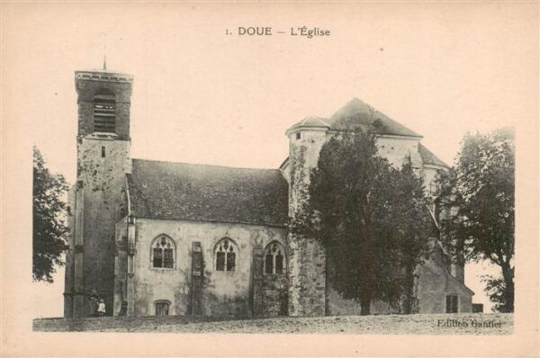 Doue 77 Seine-et-Marne Eglise