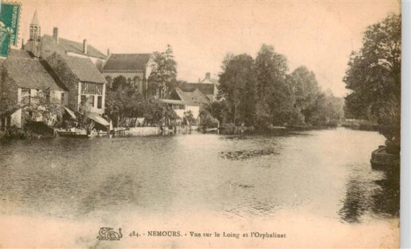 Nemours 77 Seine-et-Marne Vue sur le Loing et l'Orphalinat