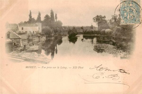 Moret-sur-Loing 77 Seine-et-Marne Vue prise sur le Loing