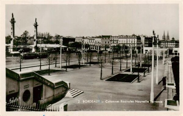 Bordeaux 33 Colonnes Rostrales Nouvelle Terrasse