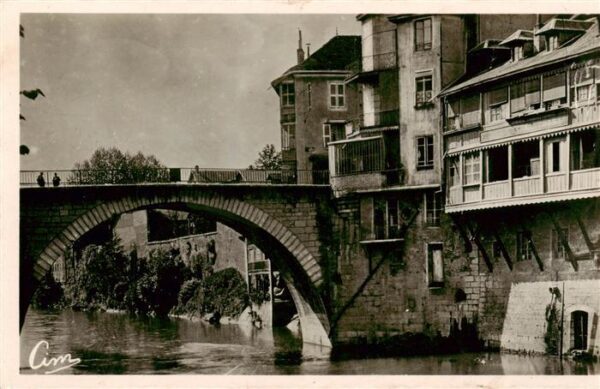 Pont-de-Beauvoisin Le Pont Francois I et la Maison natale