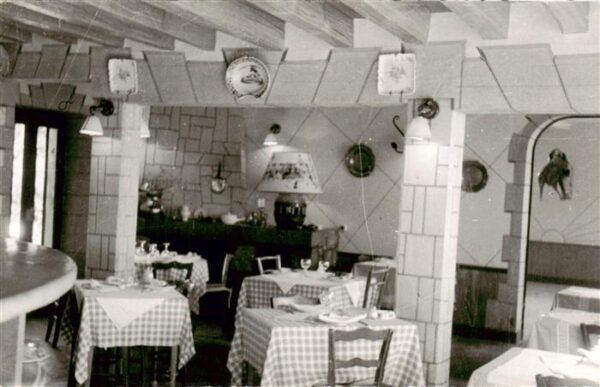 Montceaux-les-Provins 77 Seine-et-Marne Hotel Restaurant La Chaumiere Sa Cuisin