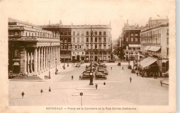 Bordeaux 33 Place de la Comdie et la Rue Sainte Cat