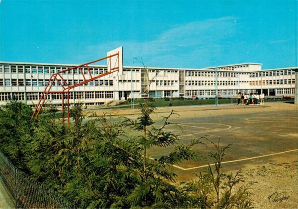 Melle Niort 79 Deux-Sevres Le College