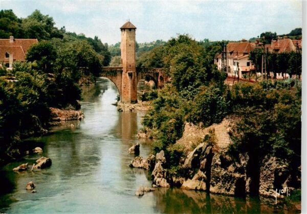 Orthez 64 Le vieux Pont sur le Gave de Pau
