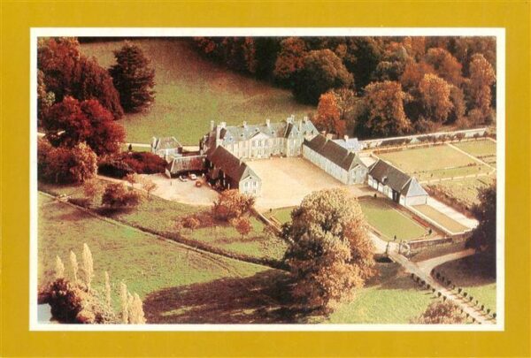 Audrieu Chateau d’Audrieu Fliegeraufnahme