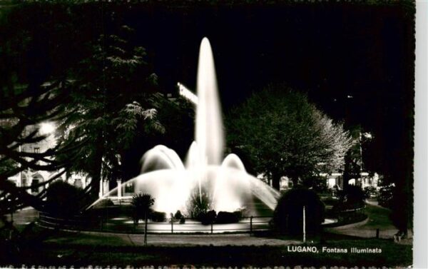 Lugano Lago di Lugano TI Piazza Manzoni con la Fontana illuminat