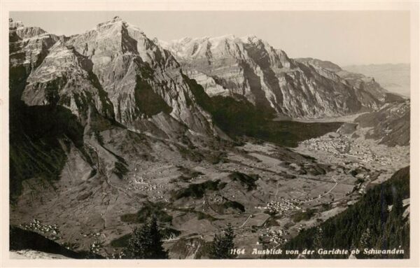 Schwanden GL Ausblick von der Garichte