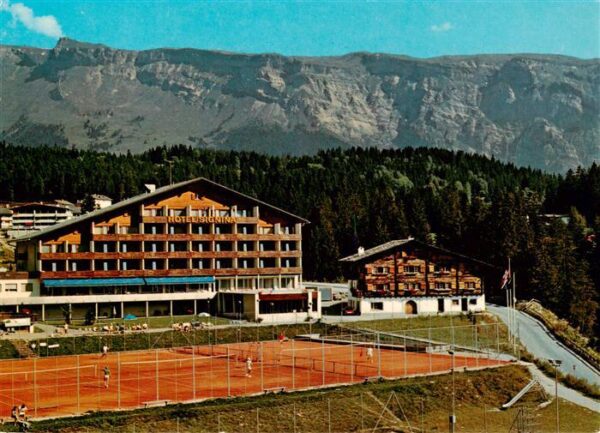 Laax GR Hotel Signina House Tennisplätze