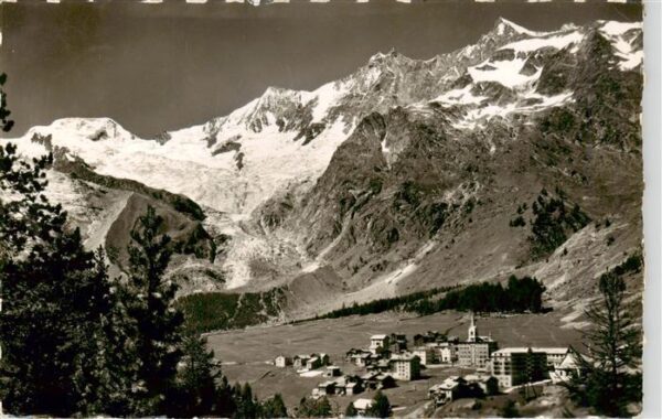 Saas-Fee VS Panorama Blick gegen Alphubel Täschhorn