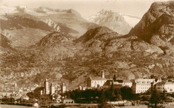 Brigue Brig VS Vue générale et les Alpes