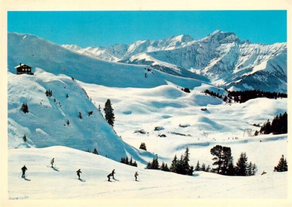 Frutigen BE Elsigenalap Skihütte mit Untere Alp Alb