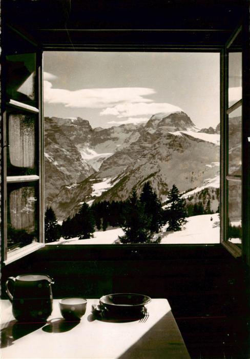 Braunwald GL Blick vom Skihaus Mattwald zum Tödi