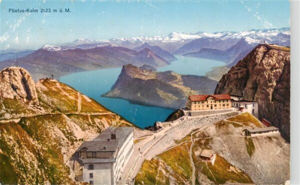Pilatus Kulm OW Hotels mit Blick auf Vierwaldstättersee