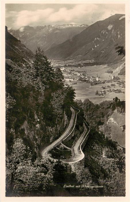Linthal  GL mit Klausenstrasse