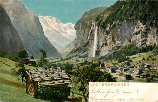 Lauterbrunnen BE Panorama mit Wasserfall