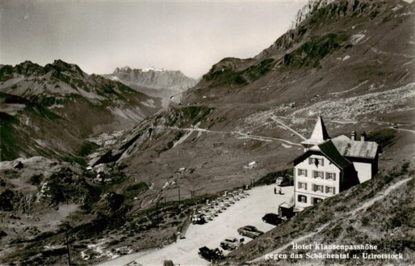 Klausenpasshoehe Hotel Klausenpasshöhe mit Schächental u
