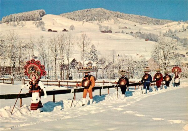 Urnaesch AR Appenzeller Brauchtum Klausengruppe Tra