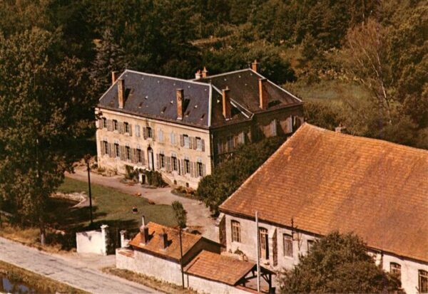 St-Berain-sur-Dheune 71 Saone-et-Loire Le Cellier d’Argante Chateau de la Mott