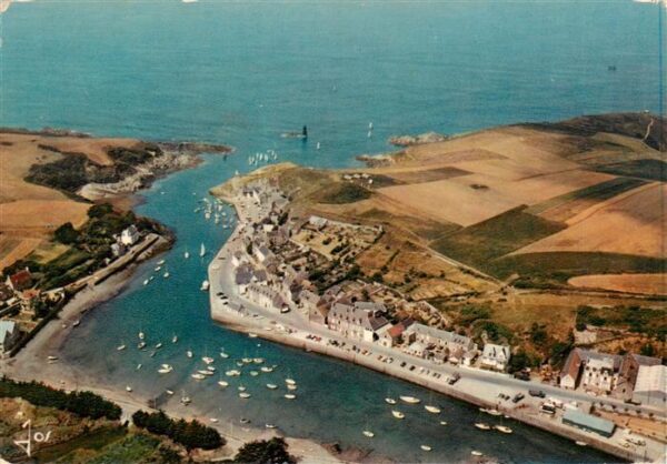 Dahouet 22 Cotes-d Armor Ancien port de peche qui armait jadis p