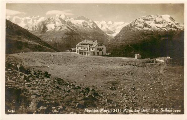 Muottas Muragl Muottas Murail 2453m GR mit der Bernina und Sellagruppe