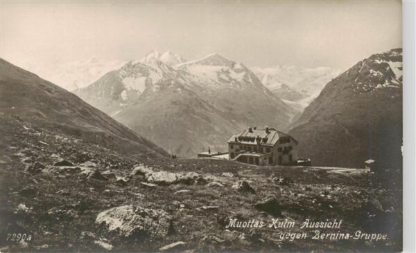 Muottas-Kulm Muottas Muragl Muottas Mura mit Bernina Gruppe