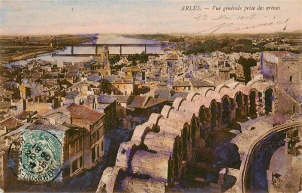 Arles 13 ue generale prise des arenes