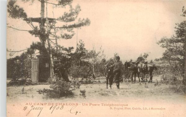 Chalons 51-sur-Marne Au Camp de Chalons Un Poste Telehonique