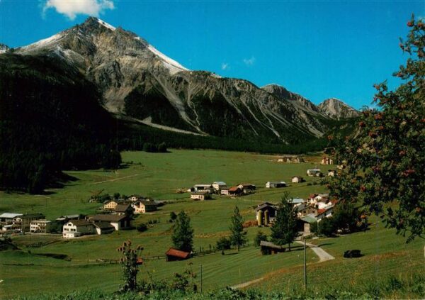 Tschierv Tschierf GR Münstertal mit Piz d’Aint und Ofenpass