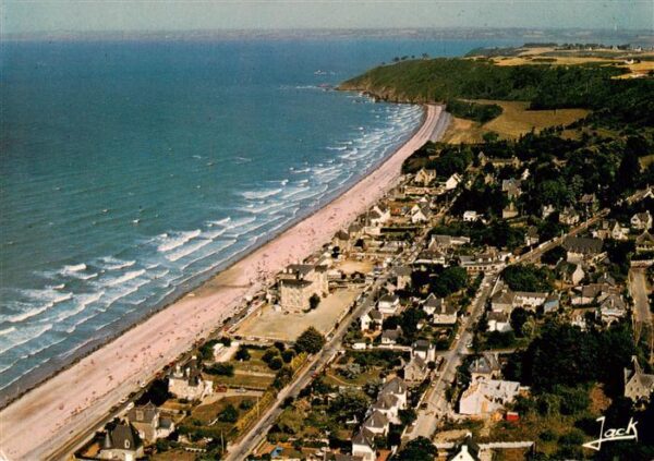 Plerin La Plage des Rosaires Vue aerienne
