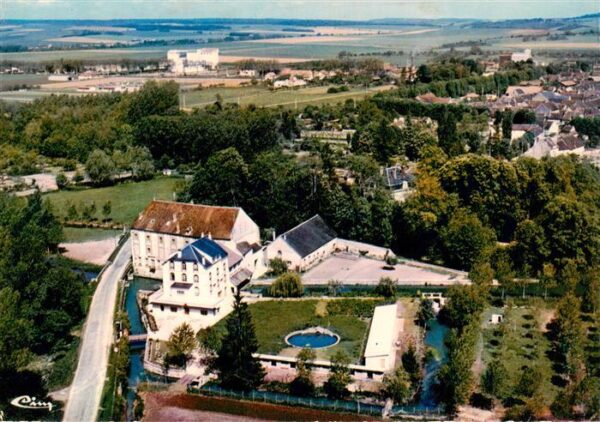 Villeneuve-l Archeveque 89 Yonne Auberge des Vieux Moulins vue aérienne
