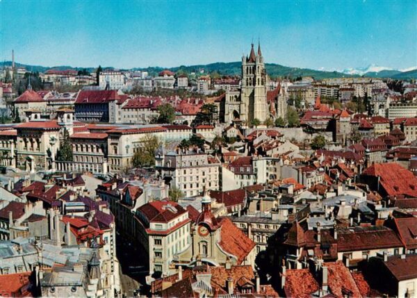 Lausanne VD Stadtpanorama Kirche