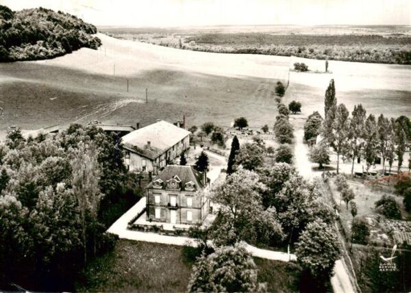 Damvillers 55 Meuse Domaine de Mureau vue aérienne